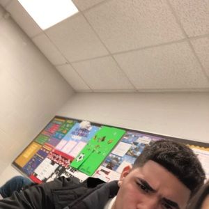 Meet your Posher, Alexus